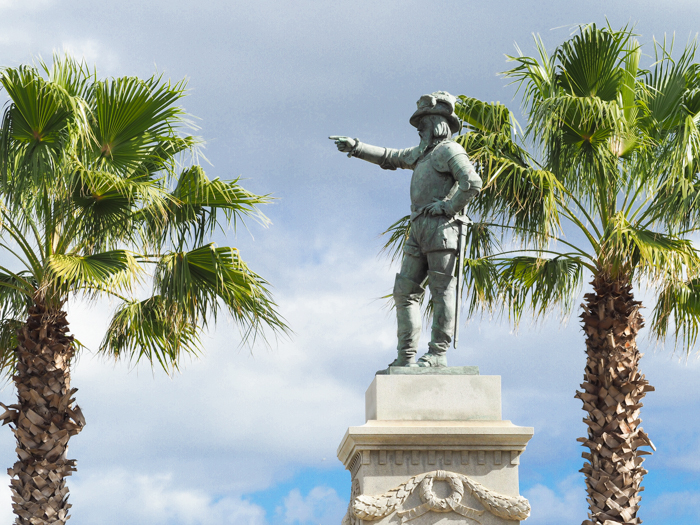 Ponce de Leon statue / 1 day in St. Augustine, Florida: A quick trip to America's oldest city / 24 hours in St. Augustine / day trip to St. Augustine from Jacksonville or day trip to St. Augustine from Orlando 