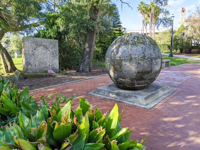 Old Spanish Trail Marker / 1 day in St. Augustine, Florida: A quick trip to America's oldest city / 24 hours in St. Augustine / day trip to St. Augustine from Jacksonville or day trip to St. Augustine from Orlando 