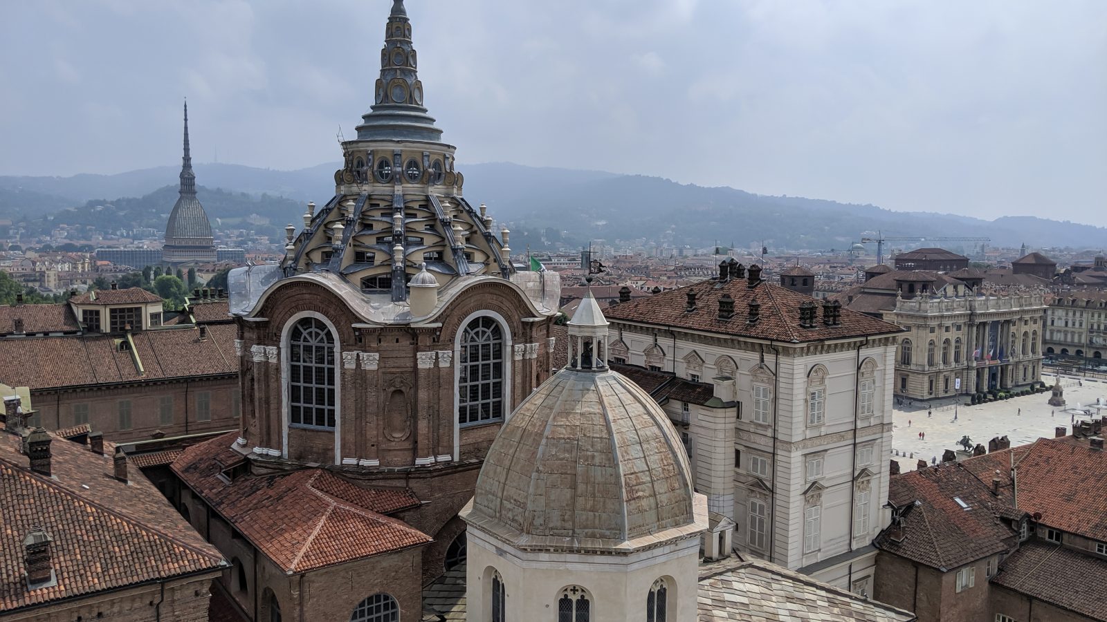 How to Spend 2 Days in Turin, Italy (Torino) | 2-Day Itinerary plus helpful tips | Where to stay in Turin, Things to do in Turin, the capital of the Piedmont region | #turin #torino #italy #weekendinturin #traveltips