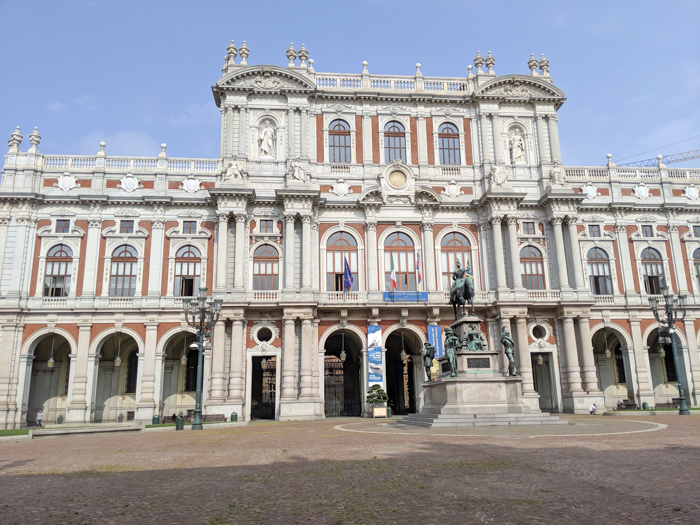 Piazza Castello | How to Spend 2 Days in Turin, Italy (Torino) | 2-Day Itinerary plus helpful tips | Where to stay in Turin, Things to do in Turin, the capital of the Piedmont region | #turin #torino #italy #weekendinturin #traveltips