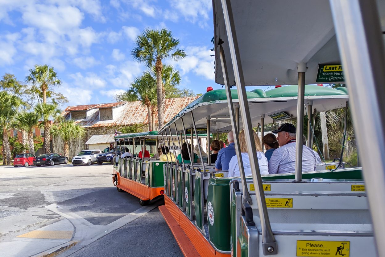 St. Augustine Old Town Trolley Tour Review and Tips / Things to know before you decide to take an Old Town Trolley Tour / St. Augustine, Florida