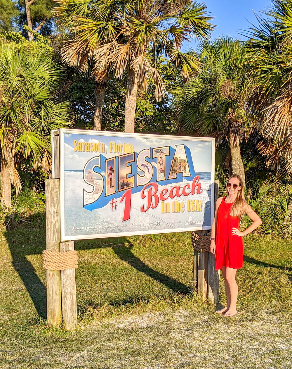 Siesta Key Beach / 3 days in Sarasota, Florida / What to do in Sarasota, Where to eat in Sarasota, itinerary and information guide, Siesta Key Beach, #1 beach in America