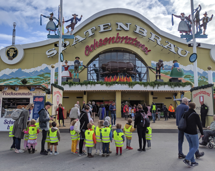 Children on a field trip / Must-Know Oktoberfest tips from an Oktoberfest tour guide and locals / what you need to know about oktoberfest in munich, germany