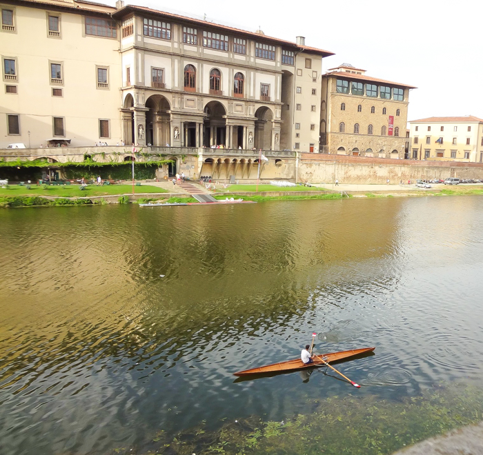 Back of the Uffizi Gallery museum and the Arno river / 2 days in Florence, Italy