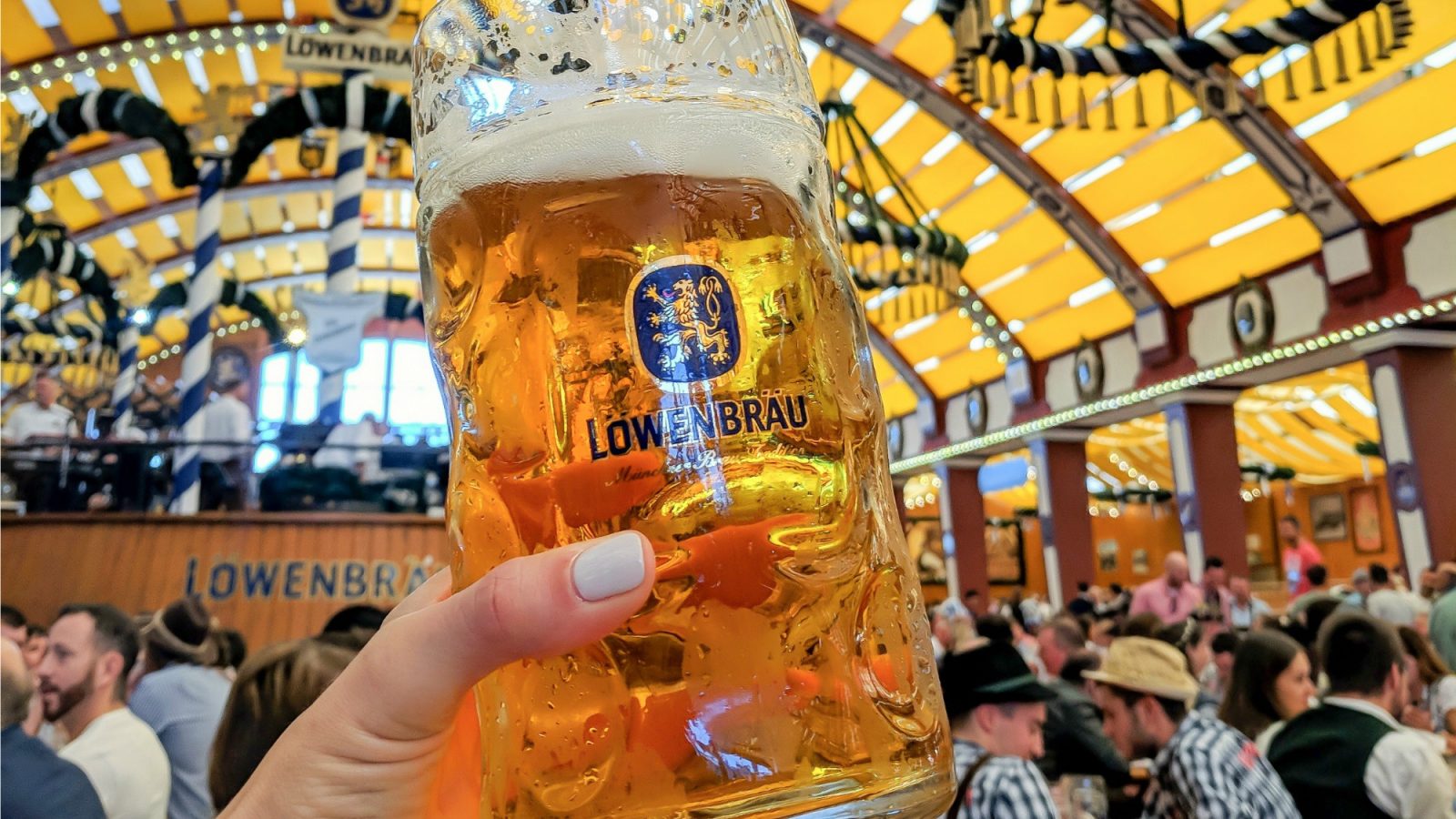 Oktoberfest party beer: What kind of beer to serve at your oktoberfest party | Lowenbrau mass at Oktoberfest in Munich, Germany #oktoberfest #munich #germany #beer #festival #mywanderlustylife
