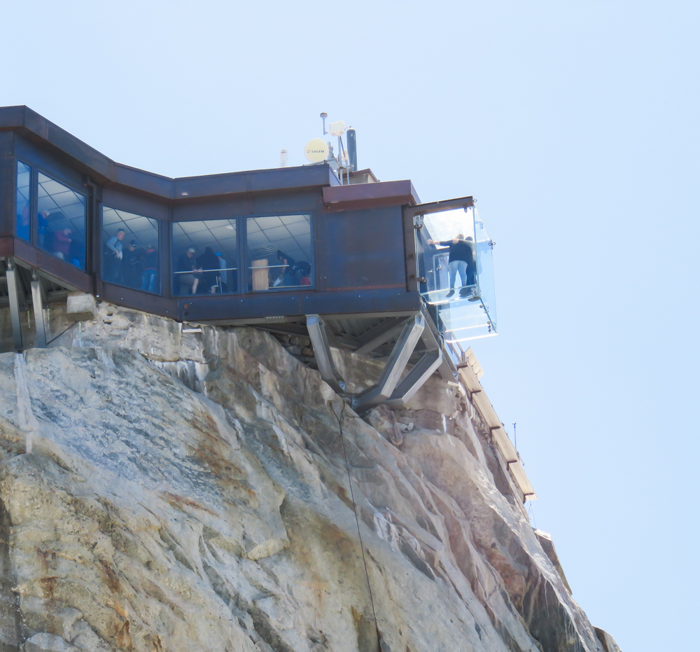 Aiguille du Midi summer visitor's guide, Chamonix, France: step into the void