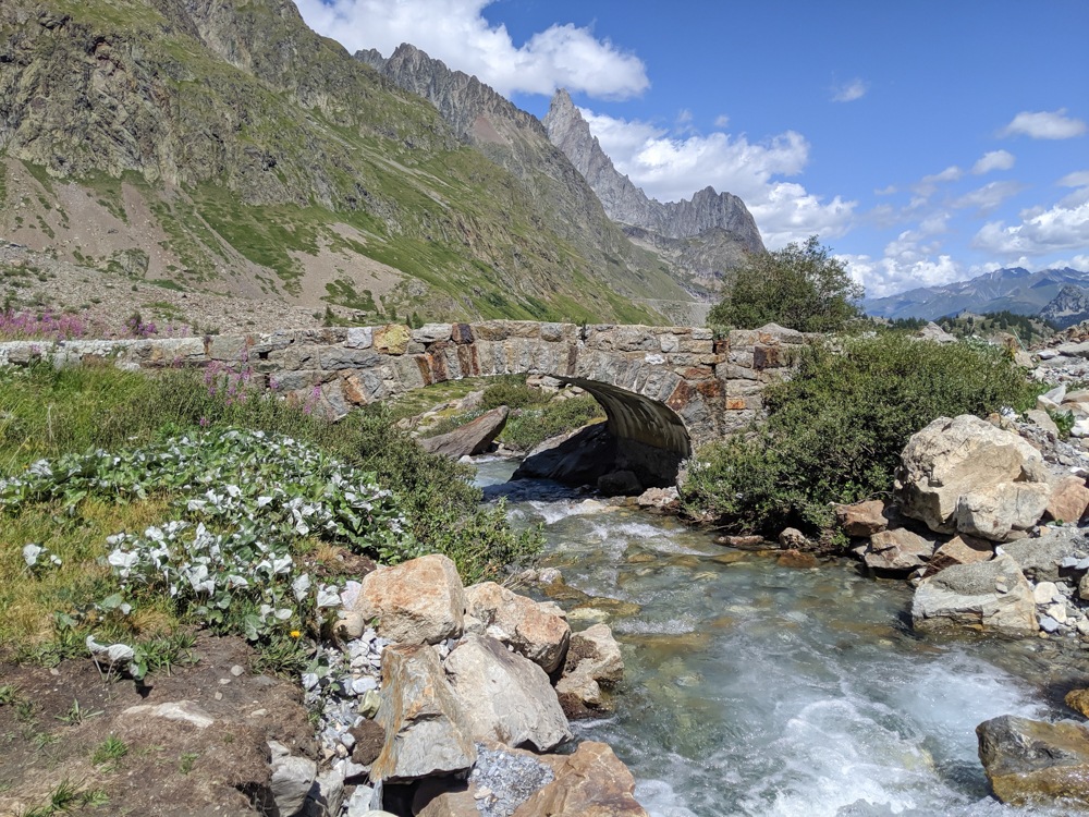 Day trip to Courmayeur, Italy from Chamonix, France / best day hike from courmayeur, val veny, bridge