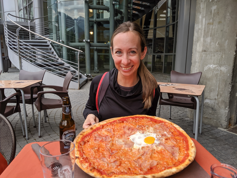 Day trip to Courmayeur, Italy from Chamonix, France / pizza at La Remisa