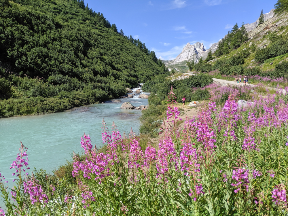 Day trip to Courmayeur, Italy from Chamonix, France / best day hike from courmayeur, val veny