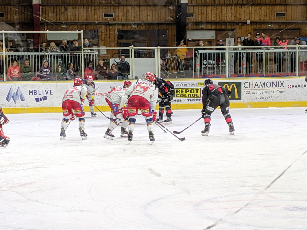 Awesome things to do in Chamonix in the summer: Alpine bucket list / Chamonix Pionniers hockey game