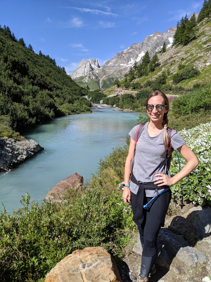 What to pack for Chamonix in the summer / what to wear in chamonix in the summer / alps packing list / chamonix packing guide / what shoes to pack for chamonix / hiking pants