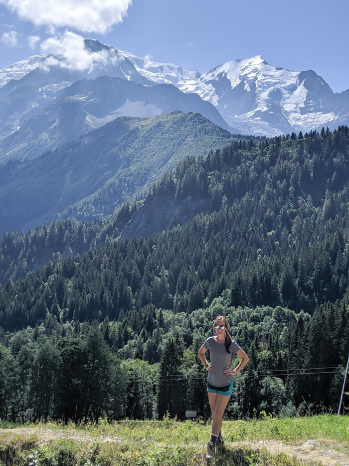 What to pack for Chamonix in the summer / what to wear in chamonix in the summer / alps packing list / chamonix packing guide / what shoes to pack for chamonix / hot weather