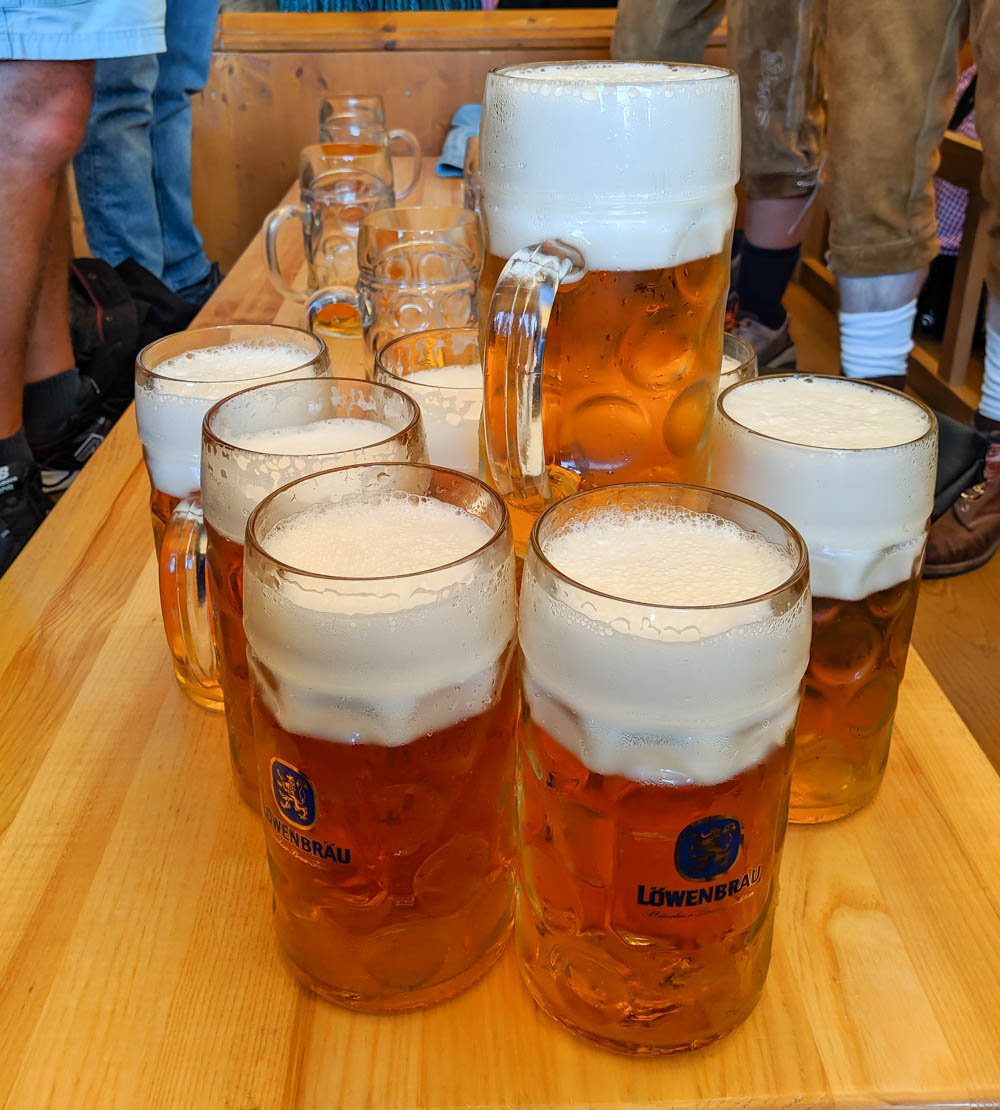 Oktoberfest party beer: What kind of beer to serve at your oktoberfest party | Lowenbrau beers in Munich, Germany