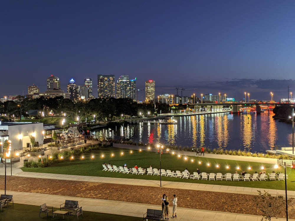 Nighttime skyline of Tampa