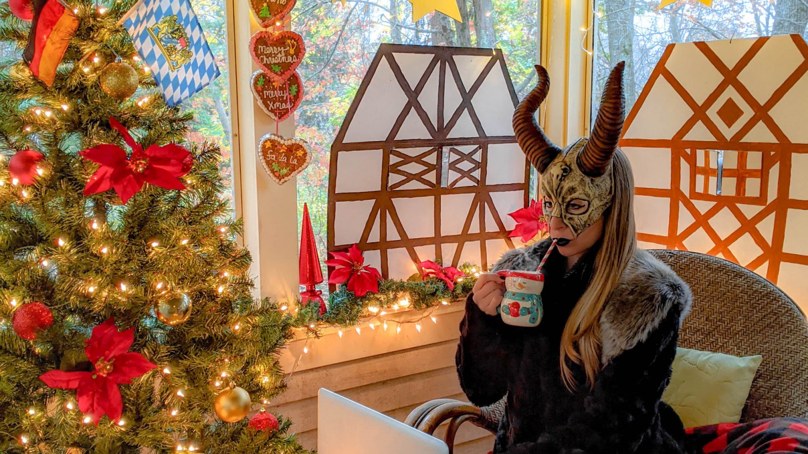 How to recreate a German Christmas market at home | Weihnachtsmarkt, Christkindlesmarkt, German holiday food and drinks, Krampus #mywanderlustylife #krampus #germany #christmasmarket