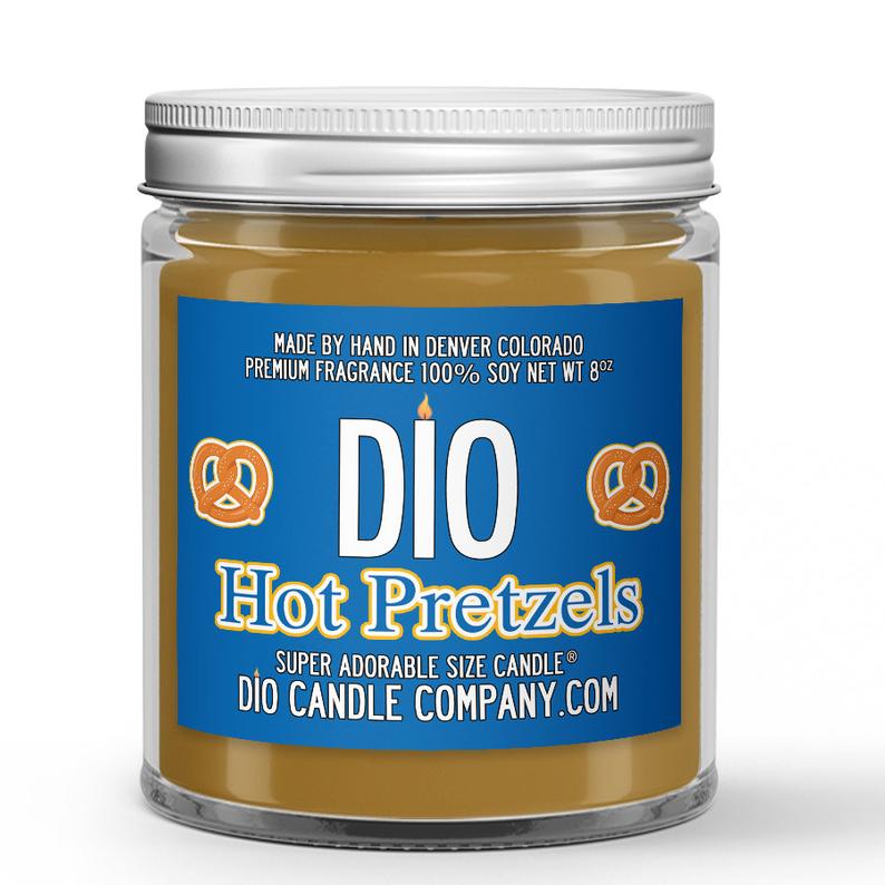 oktoberfest gift ideas, perfect gifts for oktoberfest lovers: hot pretzels candle