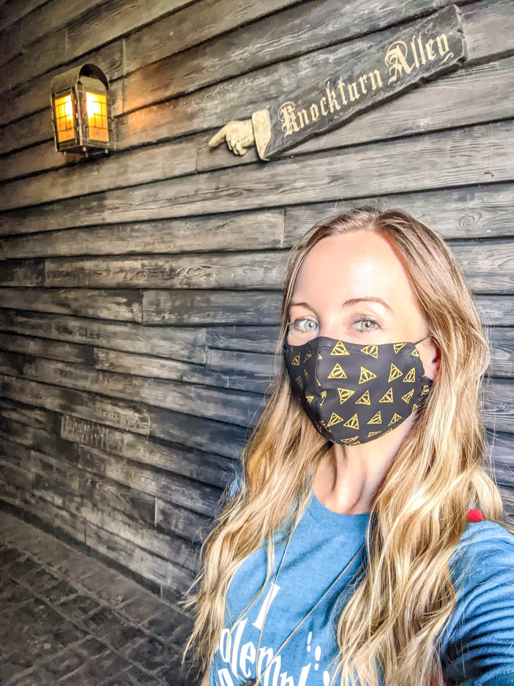 Me wearing a mask at Wizarding World of Harry Potter at Universal Orlando during the pandemic