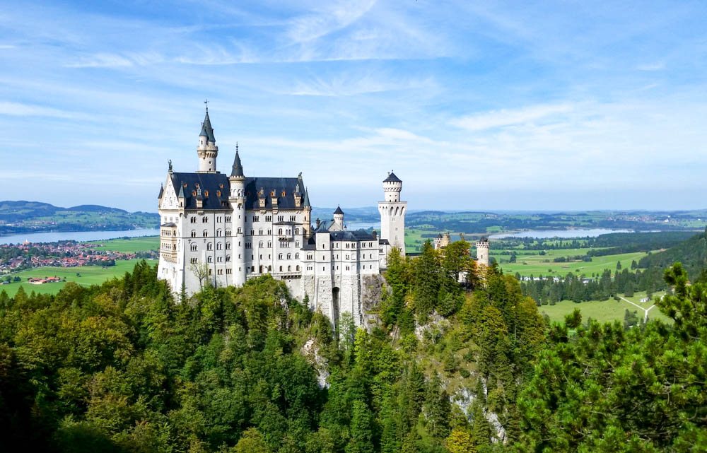 Neuschwanstein Castle view from the bridge | 10 Crucial Tips to Visit Neuschwanstein Castle Skillfully and Worry-Free | Tips for visiting Neuschwanstein Castle in Bavaria, Germany | Neuschwanstein Castle tour tickets