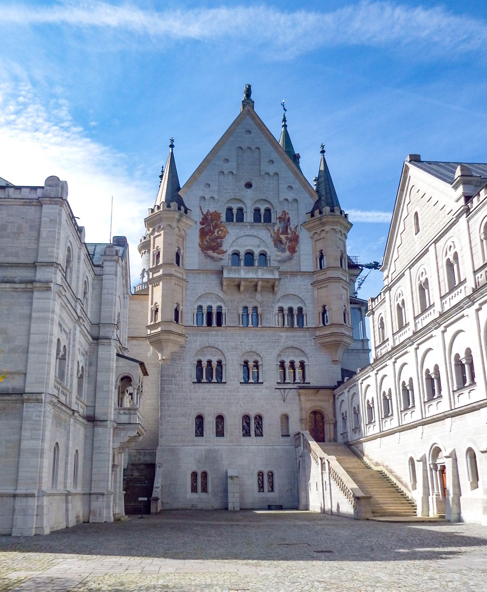 Main courtyard | 10 Crucial Tips to Visit Neuschwanstein Castle Skillfully and Worry-Free | Tips for visiting Neuschwanstein Castle in Bavaria, Germany | Neuschwanstein Castle tour tickets