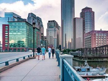 Boston bucket list and the best things to do in Boston, Massachusetts. Pro tips for visiting Boston.