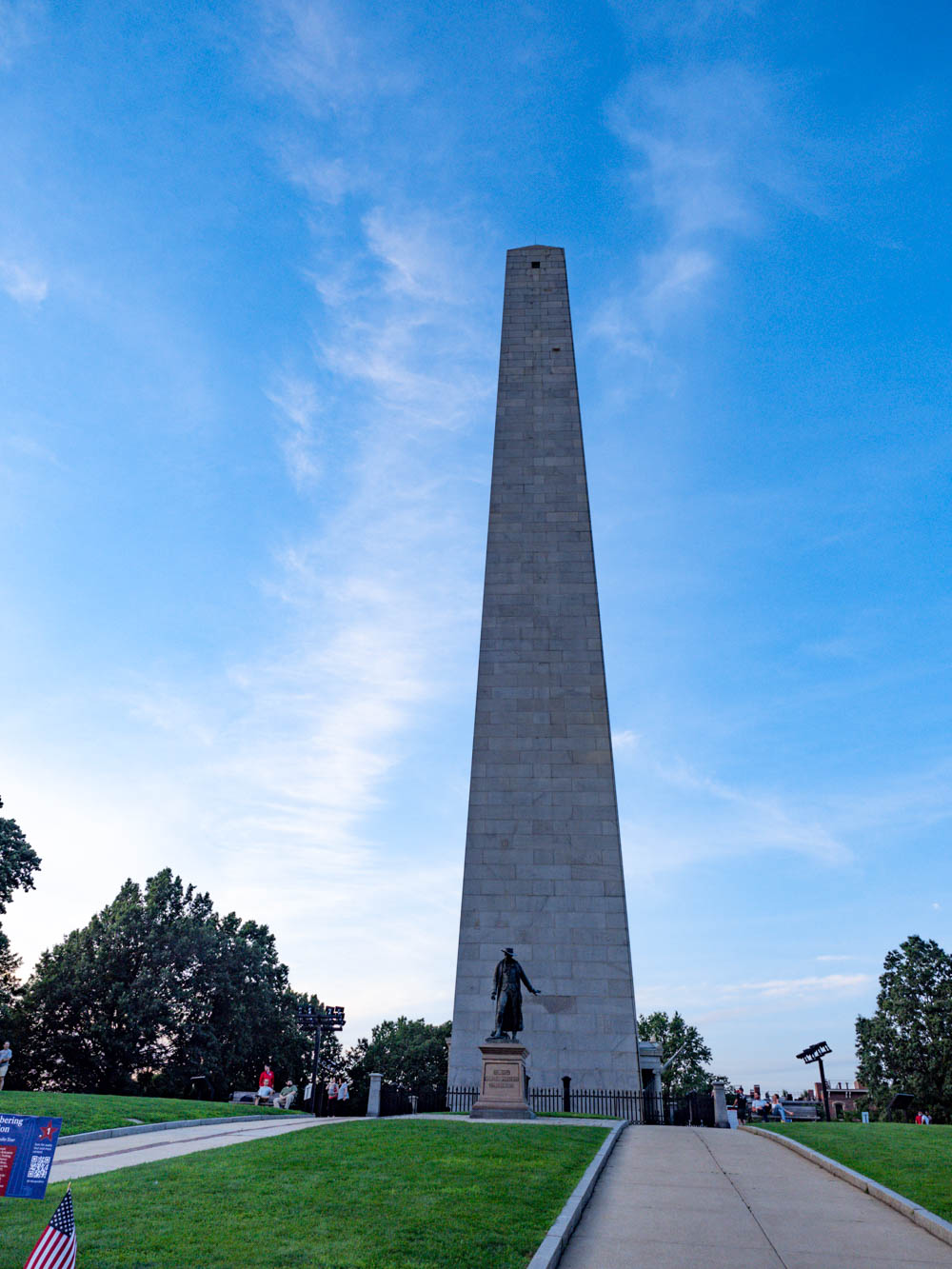 Boston bucket list and the best things to do in Boston: bunker hill monument