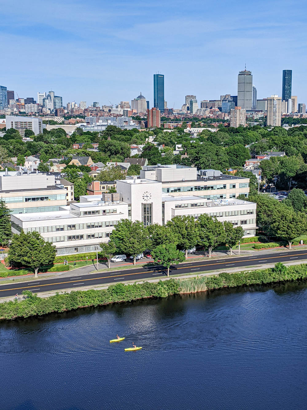 Boston bucket list and the best things to do in Boston: kayakers on the charles river