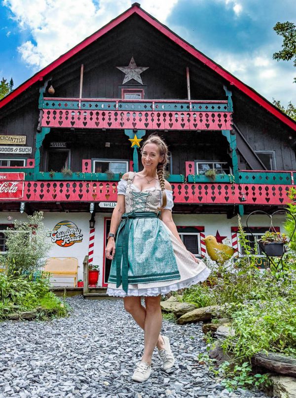 Where to Buy Lederhosen & Dirndls for Oktoberfest in Munich & Online