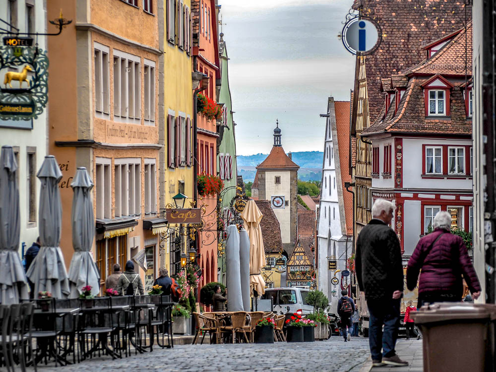 tourist rothenburg ob der tauber