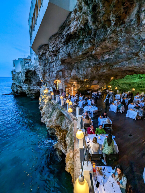 What It’s Like Dining at the Famous Italy Cave Restaurant (Is Grotta