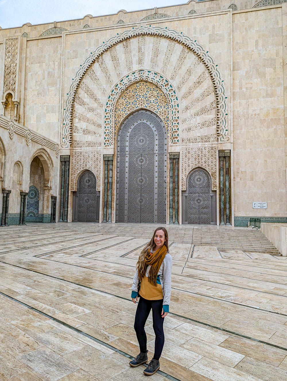 female tourist clothing morocco