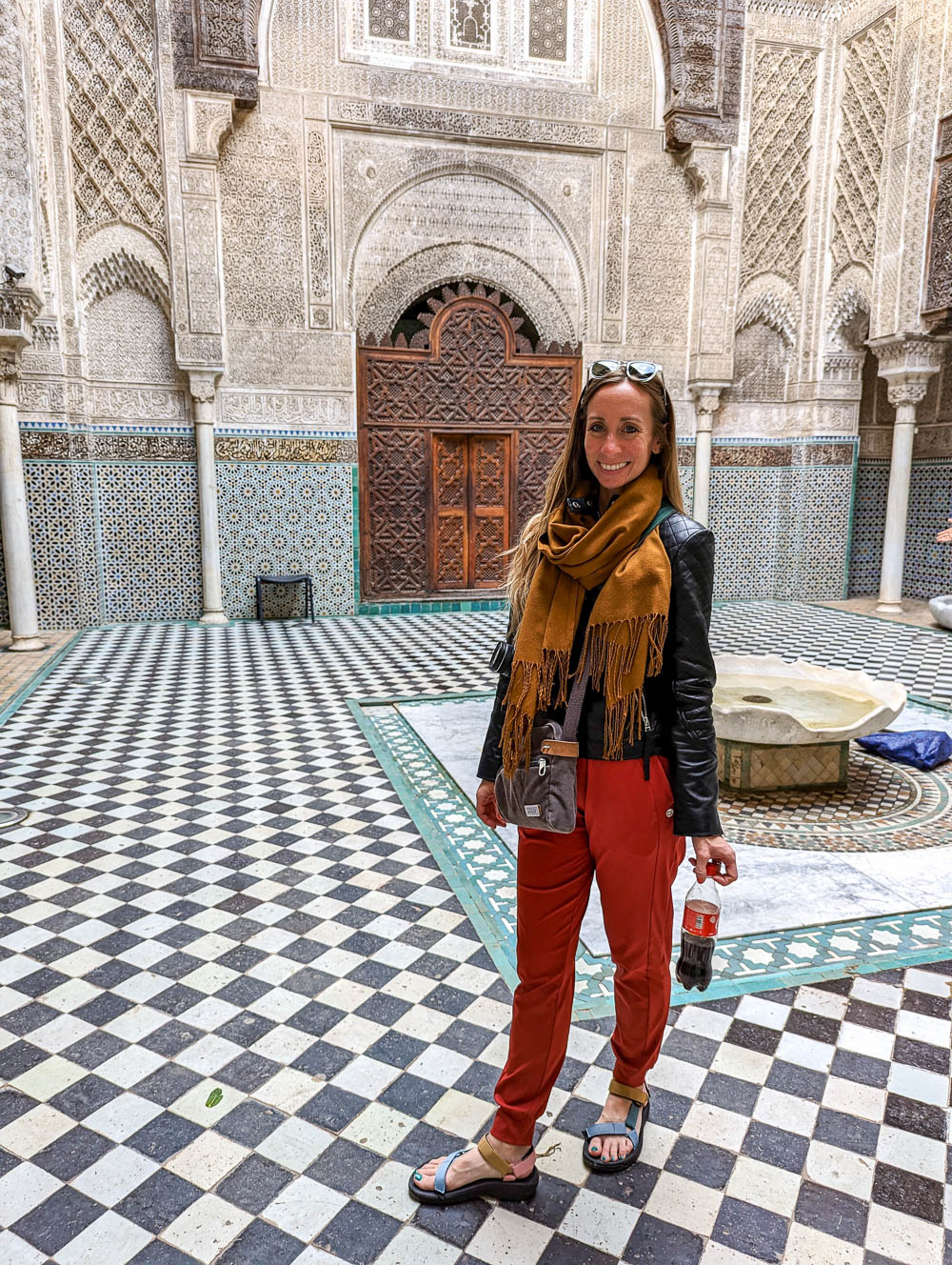 female tourist clothing morocco