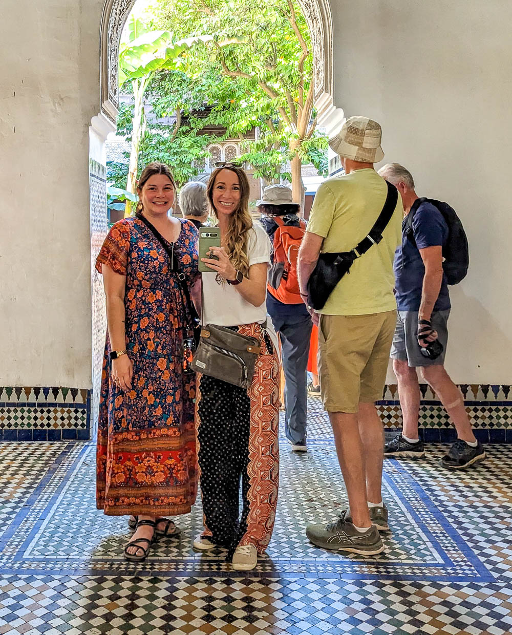 female tourist clothing morocco