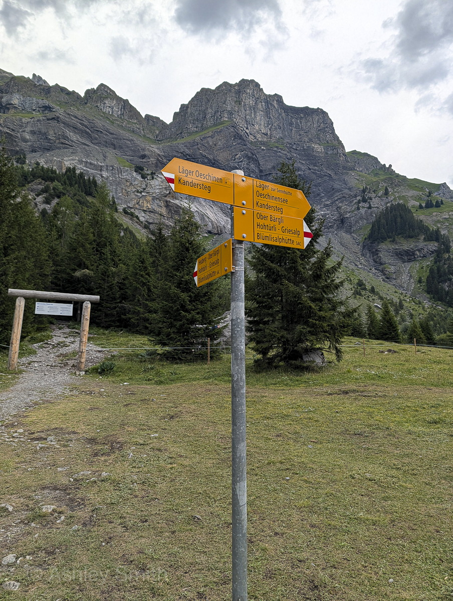 hiking sign with directions